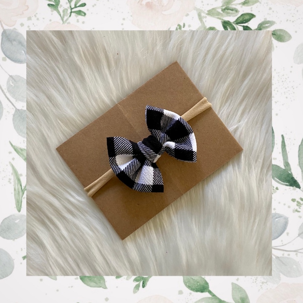 👑Buffalo Checked Clip In or Bow on Nylon!